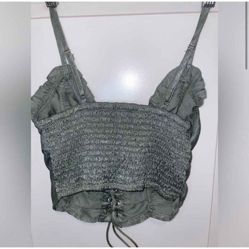 Green Lace-Up Ruffle Top - Picture 3 of 4